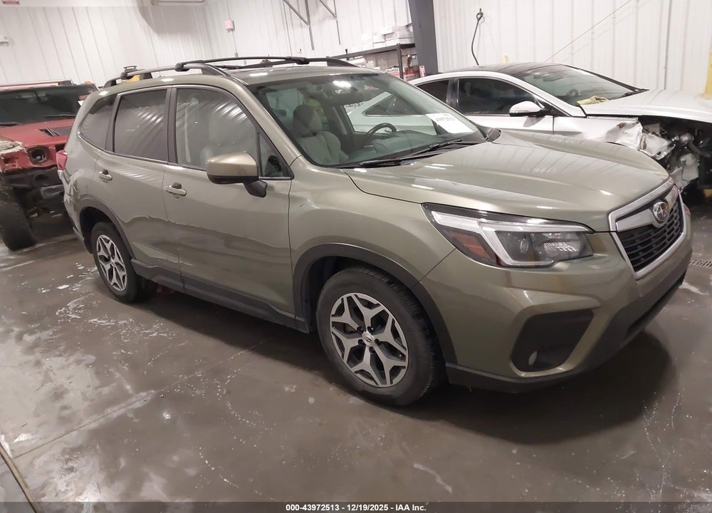 2021 SUBARU FORESTER PREMIUM VIN: JF2SKAJC6MH483343