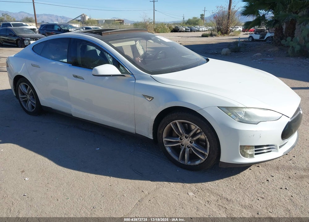 2013 TESLA MODEL S VIN: 5YJSA1DN9DFP04061