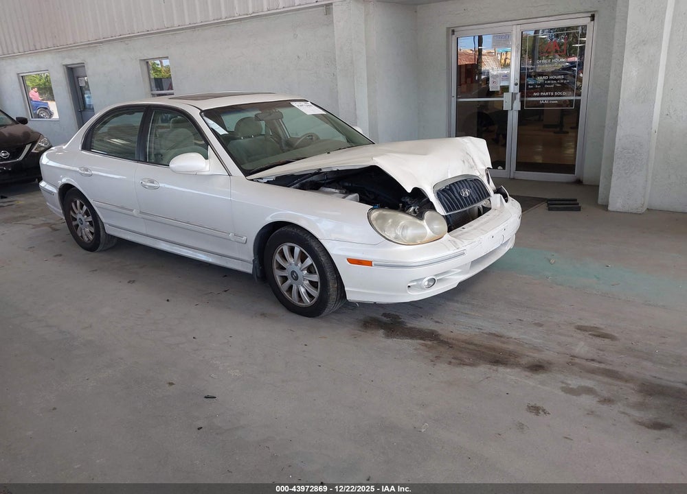 2004 HYUNDAI SONATA GLS/LX VIN: KMHWF35H84A034093