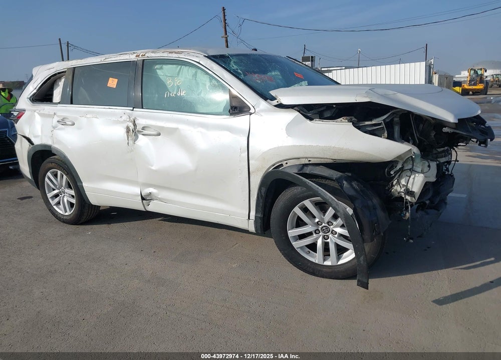 2016 TOYOTA HIGHLANDER LE V6 VIN: 5TDZKRFH5GS177895