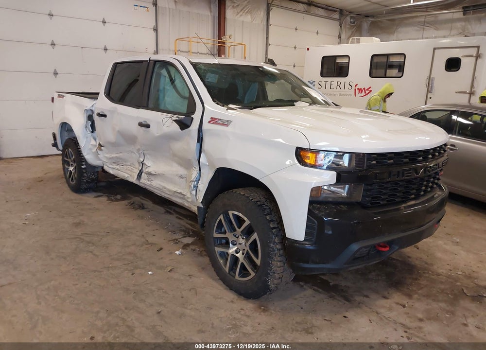 2020 CHEVROLET SILVERADO 1500 4WD  SHORT BED CUSTOM TRAIL BOSS VIN: 1GCPYCEF4LZ145483