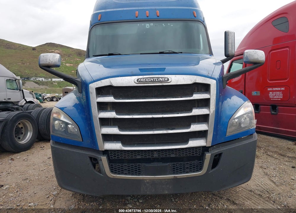 2019 FREIGHTLINER NEW CASCADIA 126 VIN: 3AKJHHDR4KSKC5794