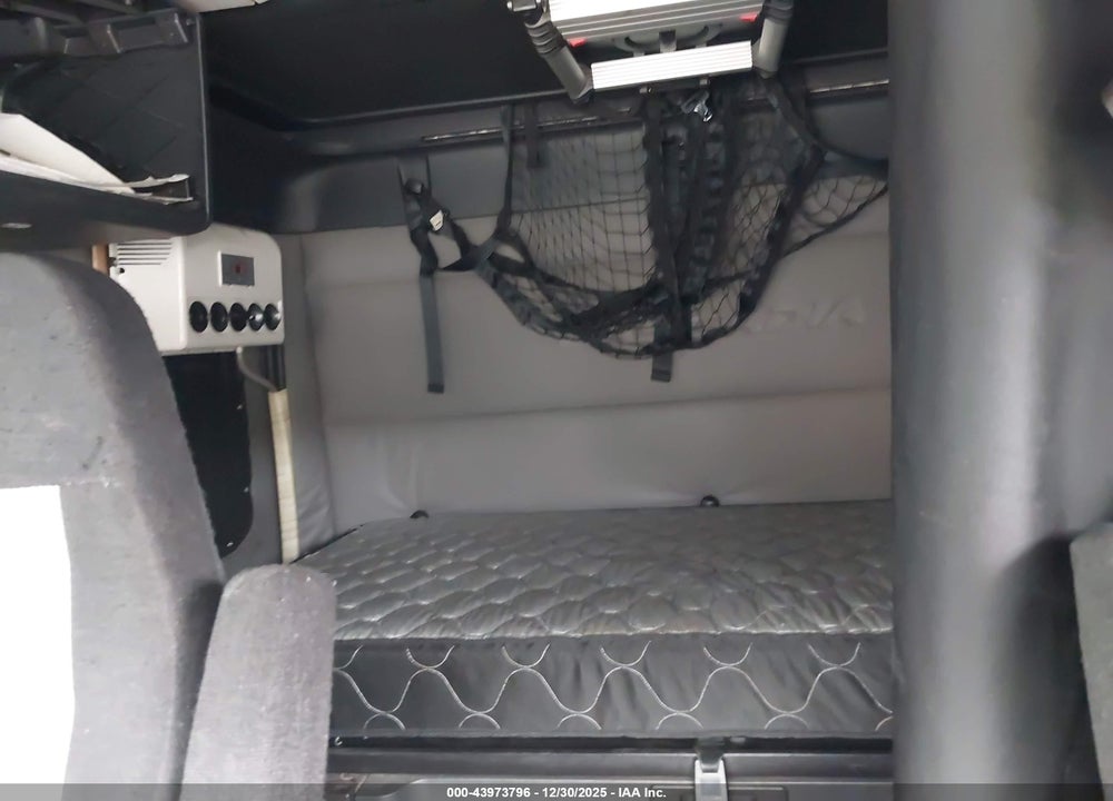 2019 FREIGHTLINER NEW CASCADIA 126 VIN: 3AKJHHDR4KSKC5794