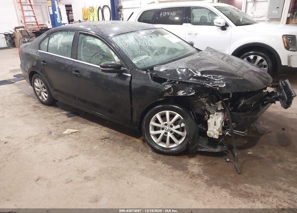 2014 VOLKSWAGEN JETTA 1.8T SE VIN: 3VWD07AJ6EM316070