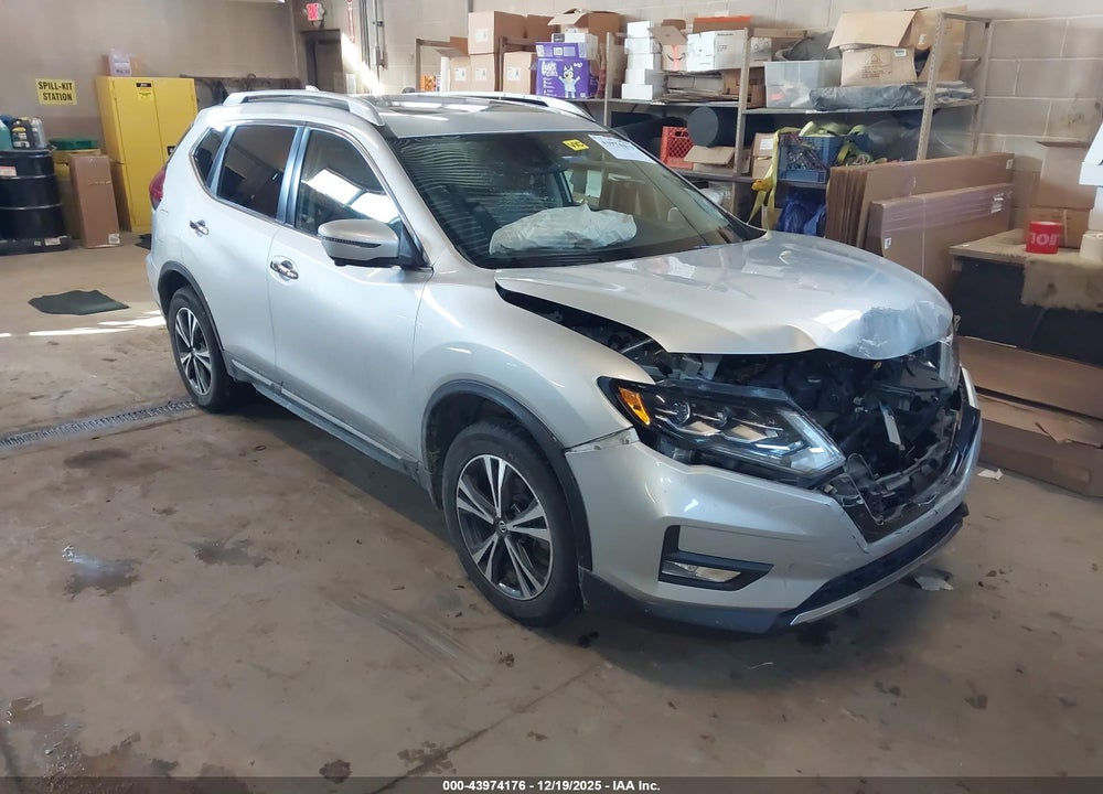 2018 NISSAN ROGUE SL VIN: 5N1AT2MV3JC754065