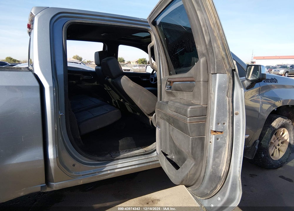 2023 CHEVROLET SILVERADO 1500 4WD  SHORT BED HIGH COUNTRY VIN: 3GCUDJEL5PG361213