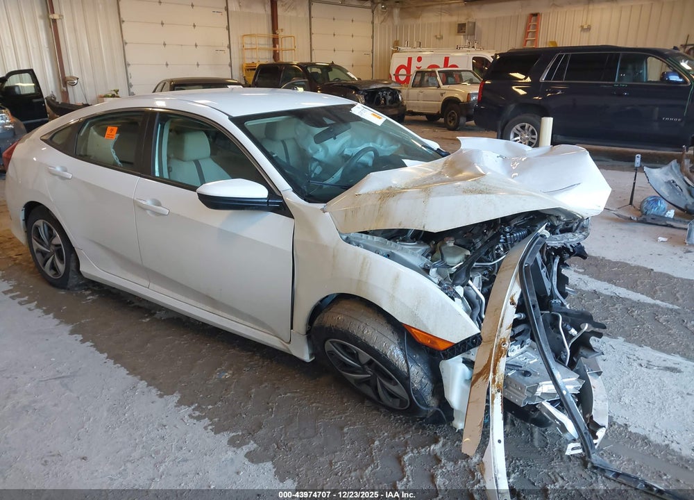 2019 HONDA CIVIC LX VIN: 19XFC2F64KE011019