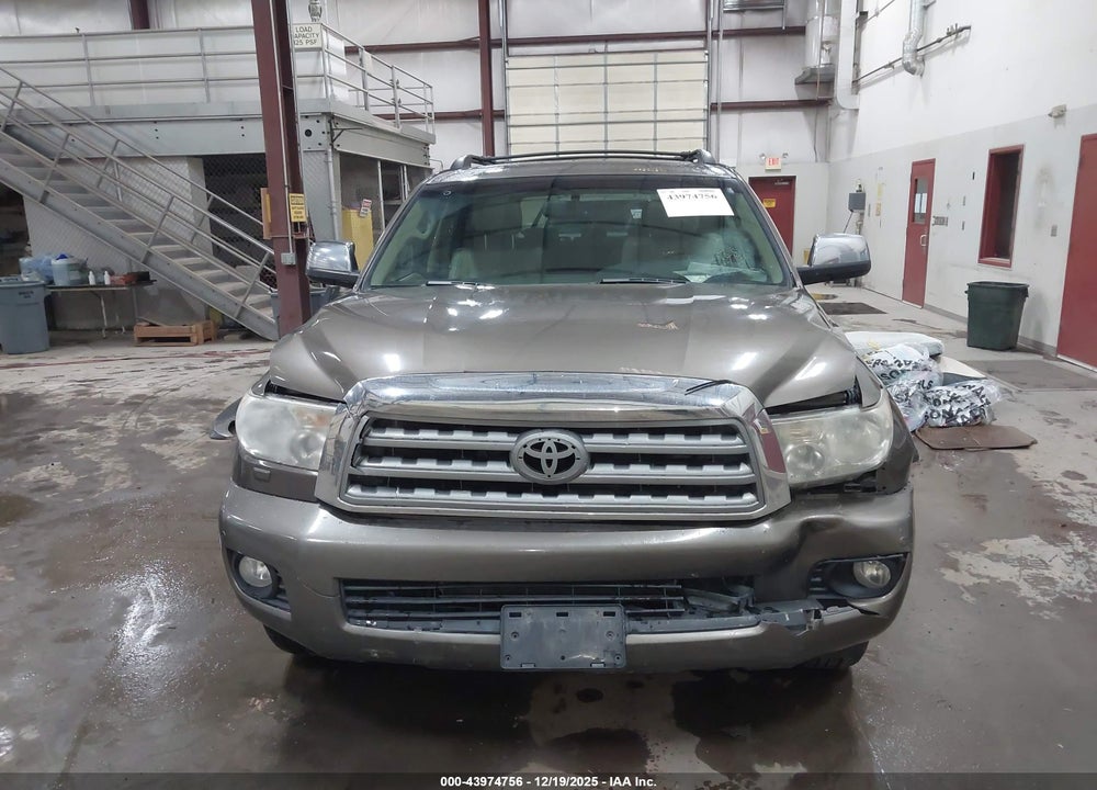 2010 TOYOTA SEQUOIA PLATINUM 5.7L V8 VIN: 5TDDY5G16AS028552