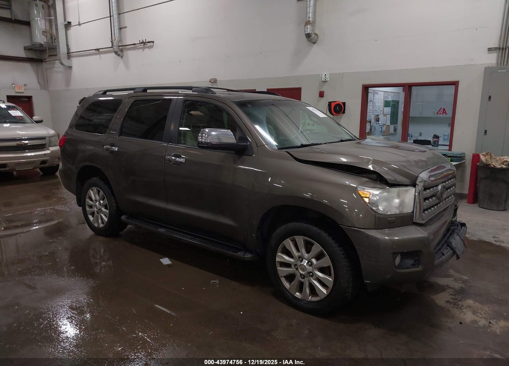 2010 TOYOTA SEQUOIA PLATINUM 5.7L V8 VIN: 5TDDY5G16AS028552