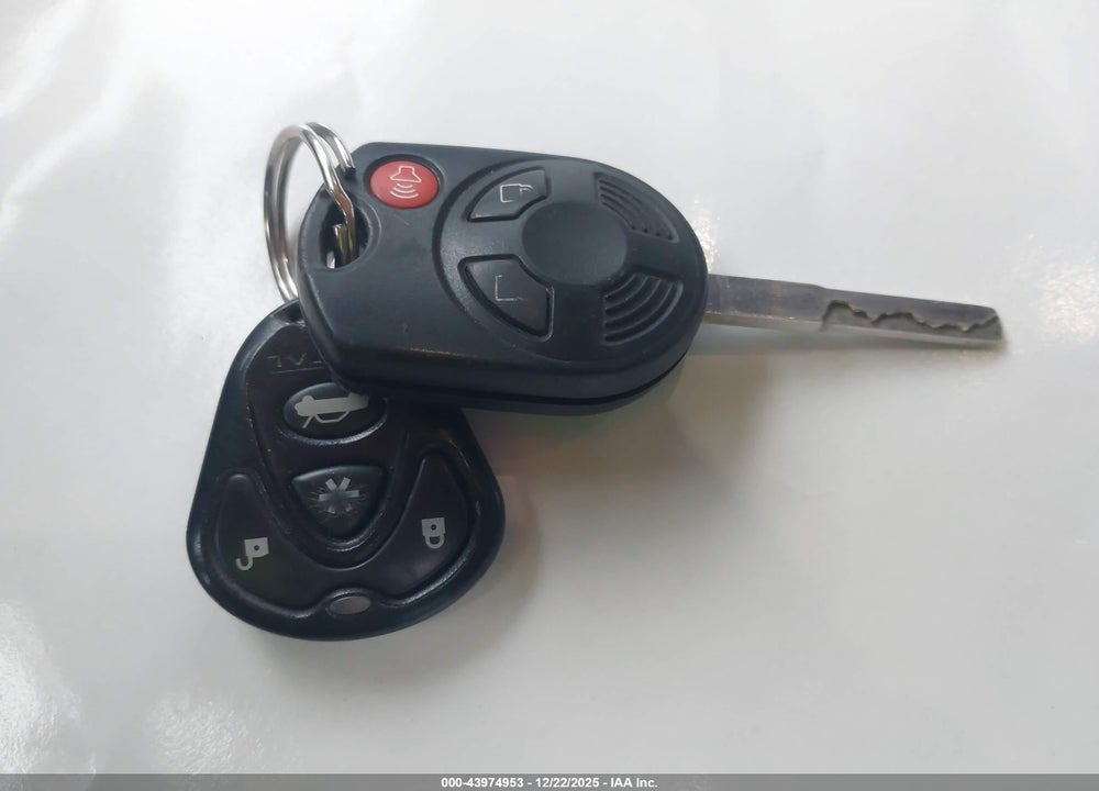 2014 FORD ESCAPE SE VIN: 1FMCU0G97EUE39505