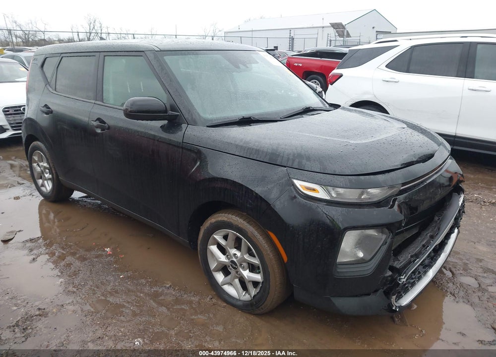 2022 KIA SOUL LX VIN: KNDJ23AU2N7181778