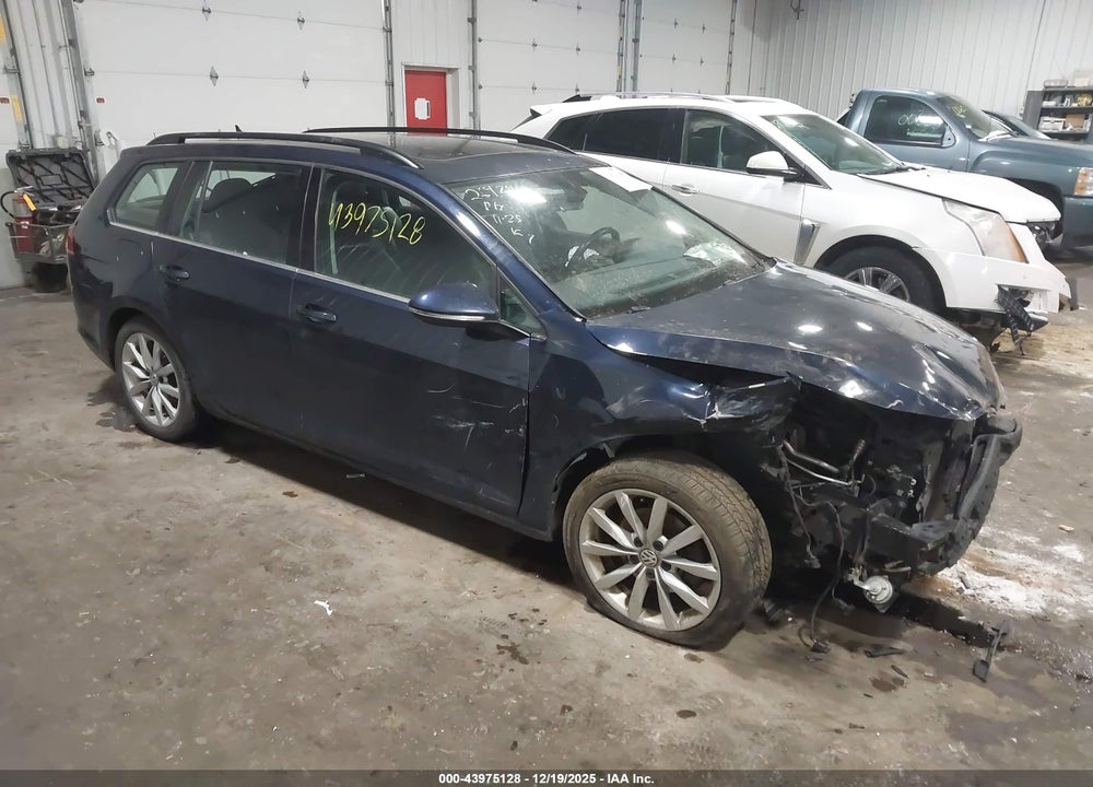 2017 VOLKSWAGEN GOLF SPORTWAGEN TSI S/TSI SE/TSI SEL VIN: 3VWC17AU6HM513635