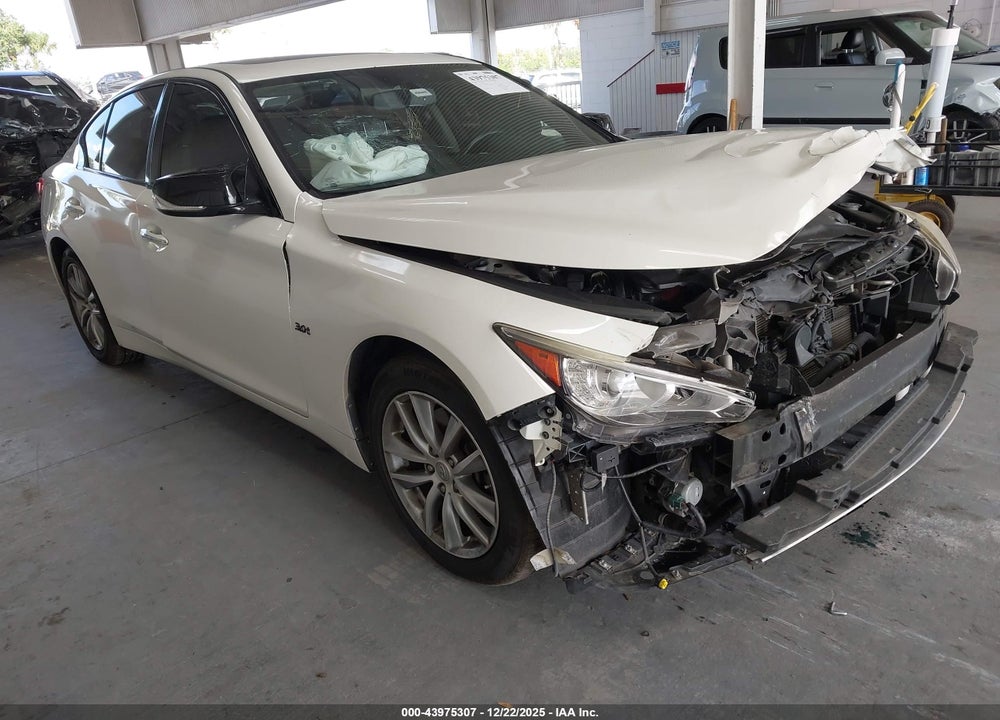 2017 INFINITI Q50 3.0T PREMIUM VIN: JN1EV7AP7HM738316
