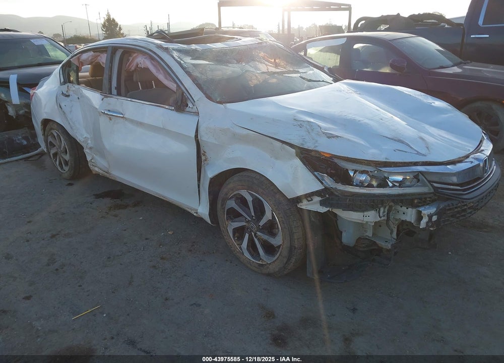2016 HONDA ACCORD EX-L V-6 VIN: 1HGCR3F85GA004925
