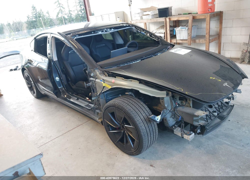 2025 TESLA MODEL 3 PERFORMANCE ALL-WHEEL DRIVE VIN: 5YJ3E1ET0SF057813