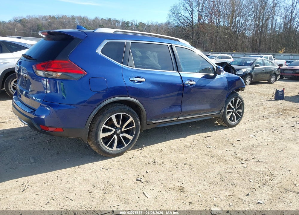 2017 NISSAN ROGUE SL VIN: JN8AT2MV3HW021094
