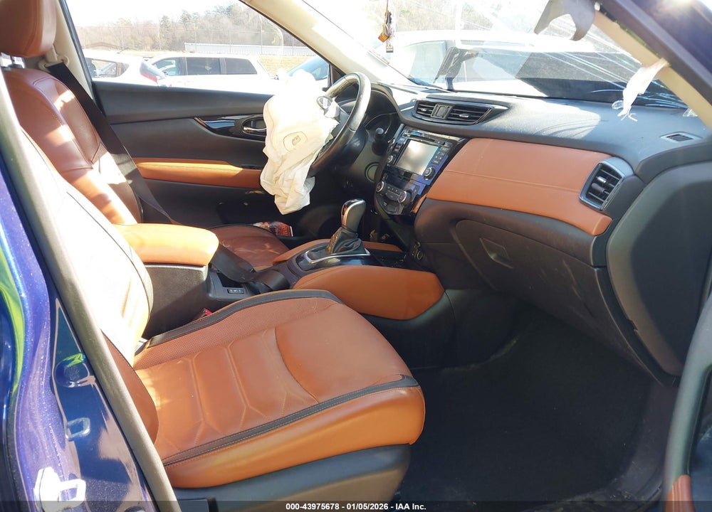 2017 NISSAN ROGUE SL VIN: JN8AT2MV3HW021094