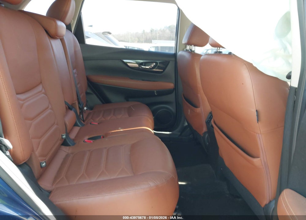 2017 NISSAN ROGUE SL VIN: JN8AT2MV3HW021094