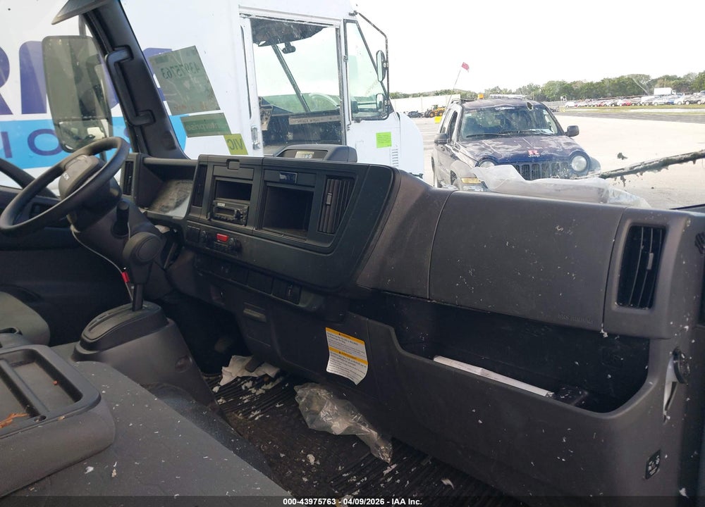 2025 ISUZU NPR XD VIN: JALC4W161S7K01406
