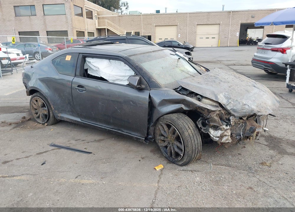 2015 SCION TC VIN: JTKJF5C73F3093329
