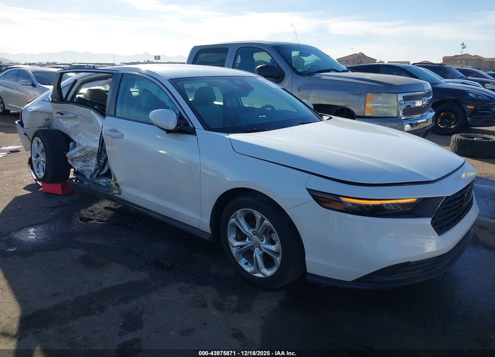 2024 HONDA ACCORD LX VIN: 1HGCY1F25RA063088