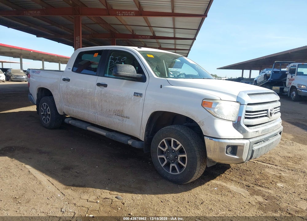 2017 TOYOTA TUNDRA SR5 5.7L V8 VIN: 5TFDW5F18HX664093