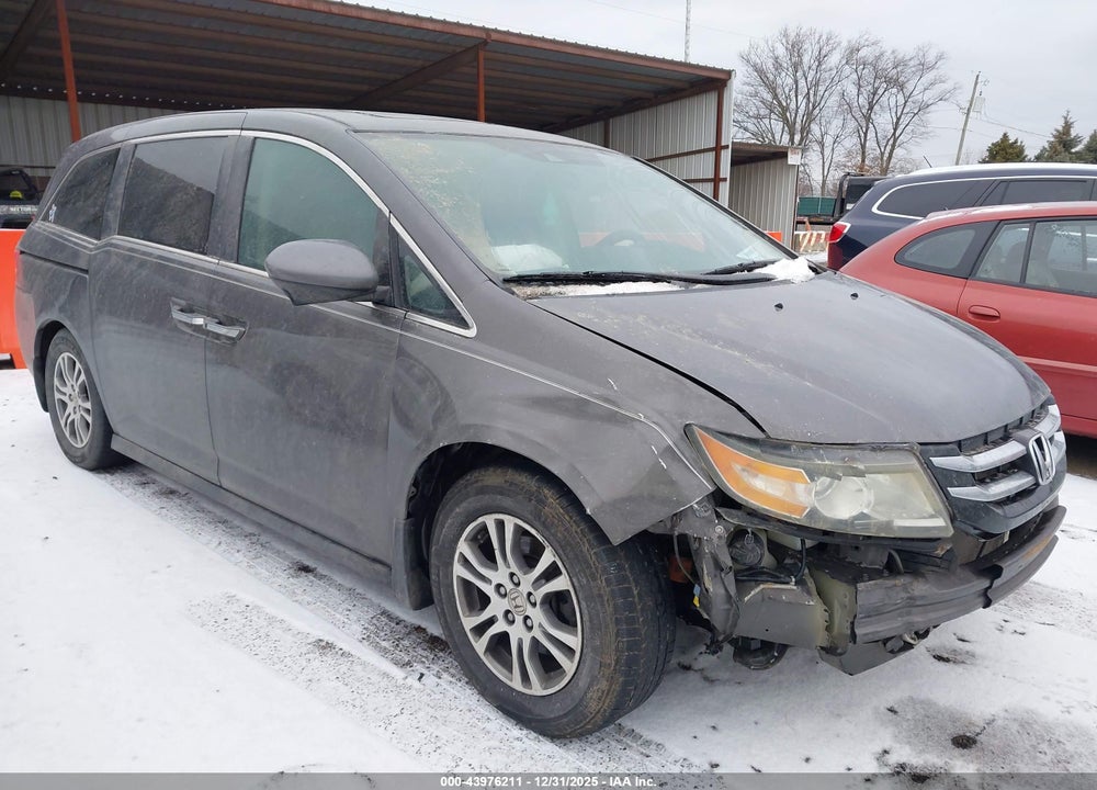 2015 HONDA ODYSSEY EX-L VIN: 5FNRL5H67FB064065