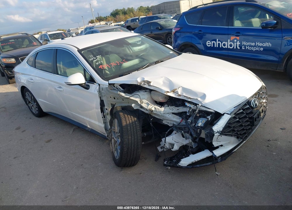 2022 HYUNDAI SONATA SEL VIN: KMHL64JA3NA240330