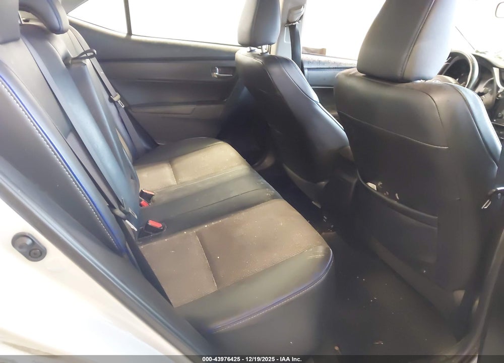 2017 TOYOTA COROLLA SE VIN: 2T1BURHE3HC799596