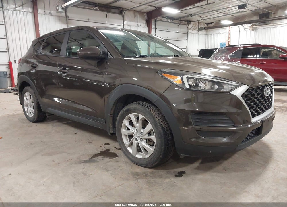 2020 HYUNDAI TUCSON SE VIN: KM8J2CA4XLU158937