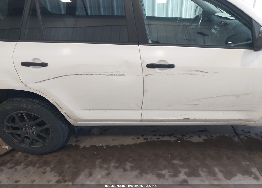 2009 TOYOTA RAV4 VIN: JTMBF35V795014992
