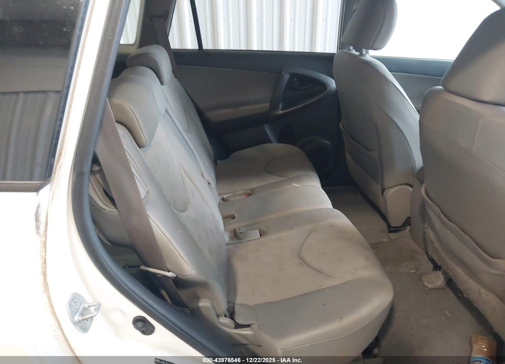 2009 TOYOTA RAV4 VIN: JTMBF35V795014992