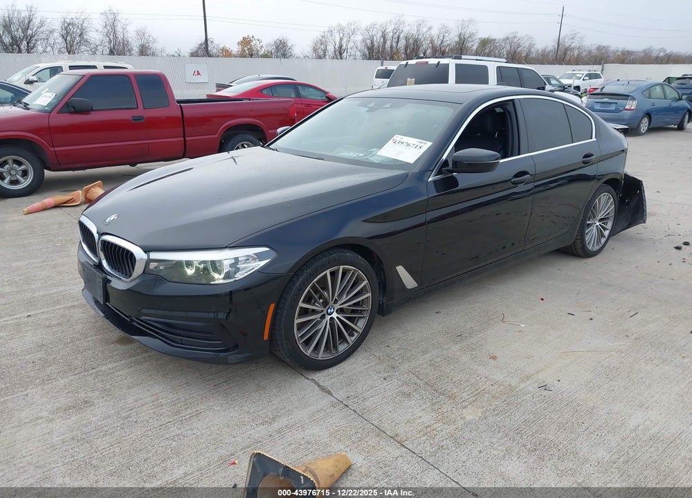 2019 BMW 540I VIN: WBAJE5C52KWW17939