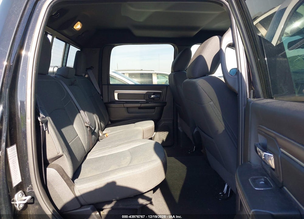 2022 RAM 1500 CLASSIC WARLOCK  4X4 5'7 BOX VIN: 1C6RR7LG8NS244190