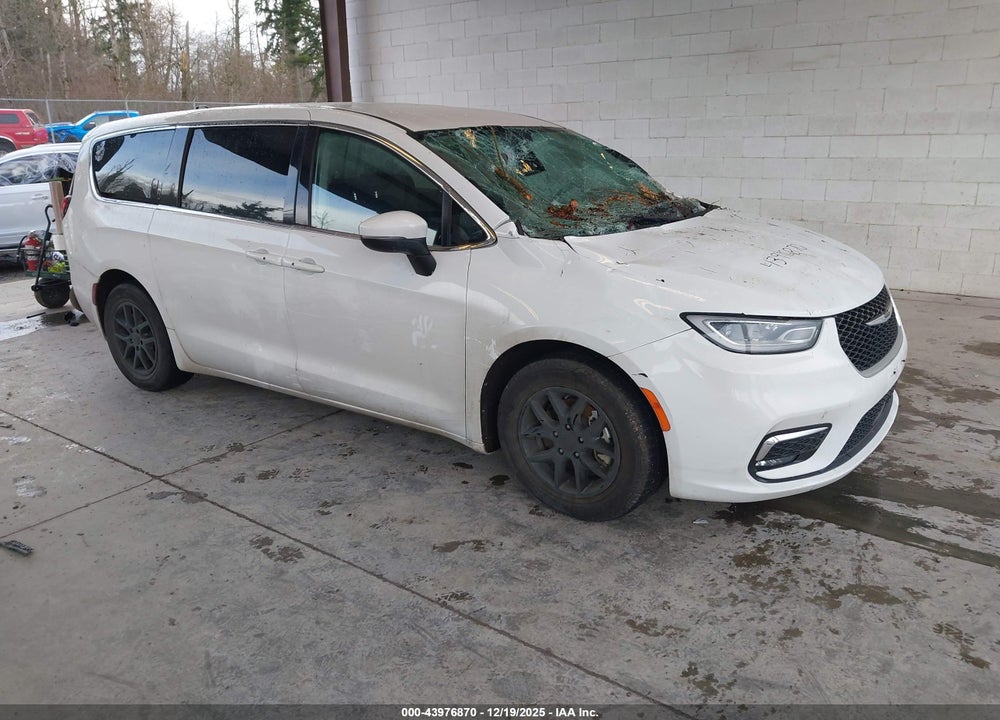 2023 CHRYSLER PACIFICA TOURING L VIN: 2C4RC1BG9PR607321