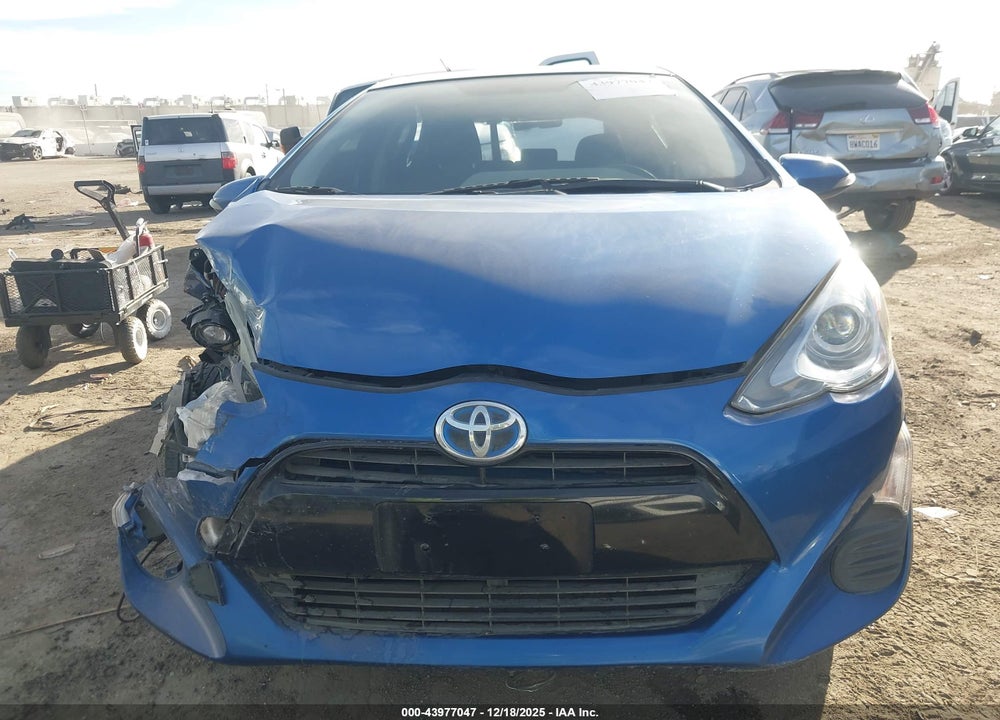 2016 TOYOTA PRIUS C TWO VIN: JTDKDTB3XG1132337