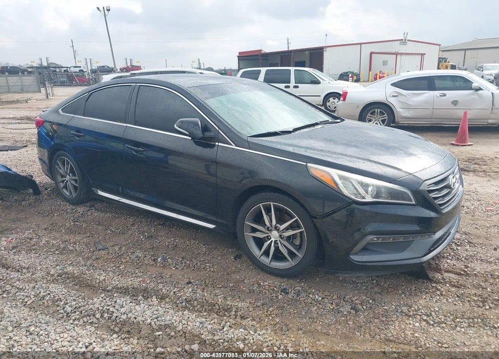 2017 HYUNDAI SONATA SPORT 2.0T VIN: 5NPE34AB3HH476939