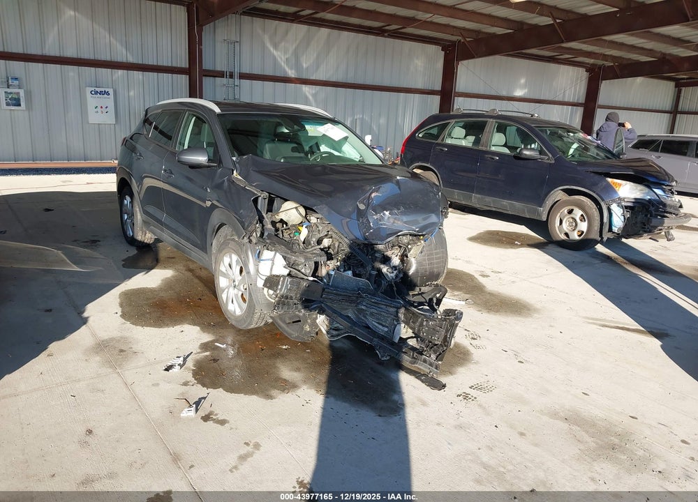 2020 HYUNDAI TUCSON VALUE VIN: KM8J3CA41LU267655
