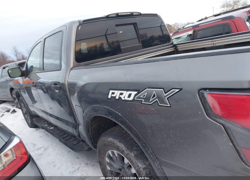 2024 NISSAN TITAN PRO-4X 4X4 VIN: 1N6AA1ED2RN108586