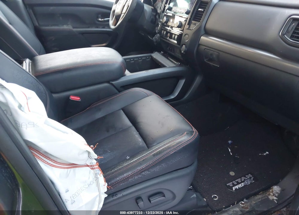 2024 NISSAN TITAN PRO-4X 4X4 VIN: 1N6AA1ED2RN108586