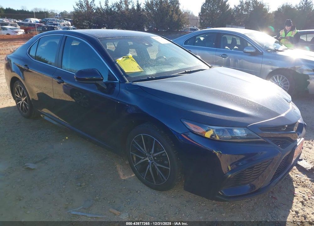 2021 TOYOTA CAMRY SE VIN: 4T1G11AK1MU558015