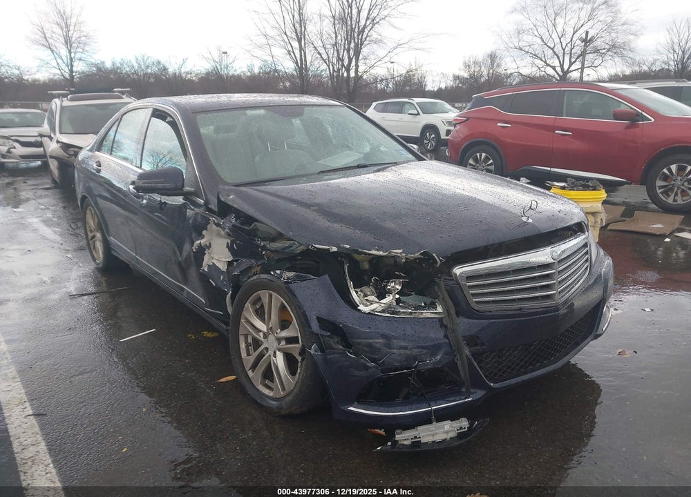 2014 MERCEDES-BENZ C 250 LUXURY VIN: WDDGF4HB4ER307786