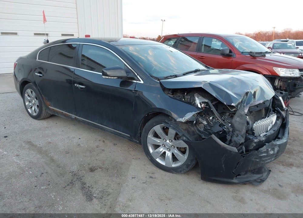 2010 BUICK LACROSSE CXS VIN: 1G4GE5EV5AF165621