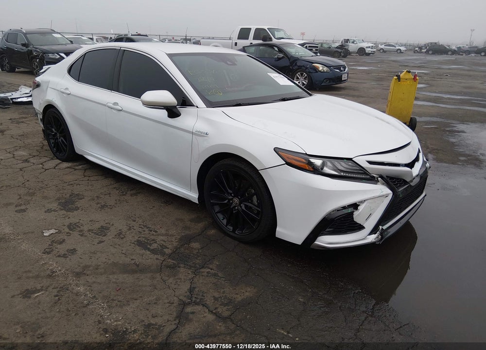2021 TOYOTA CAMRY XSE HYBRID VIN: 4T1K31AK7MU026076