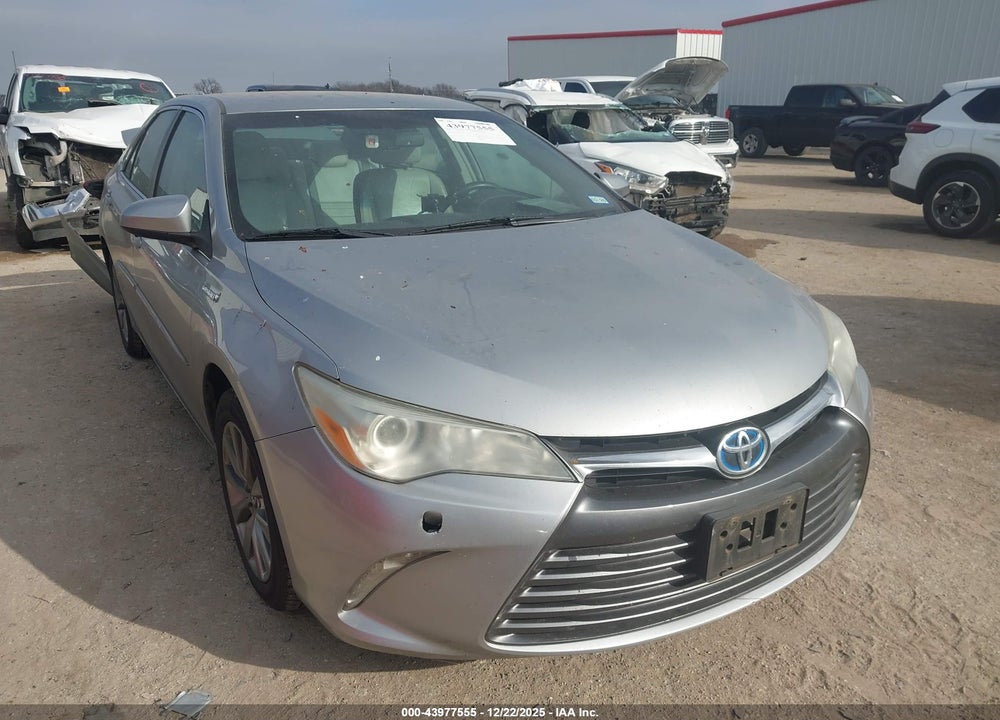 2015 TOYOTA CAMRY HYBRID XLE VIN: 4T1BD1FK1FU154175