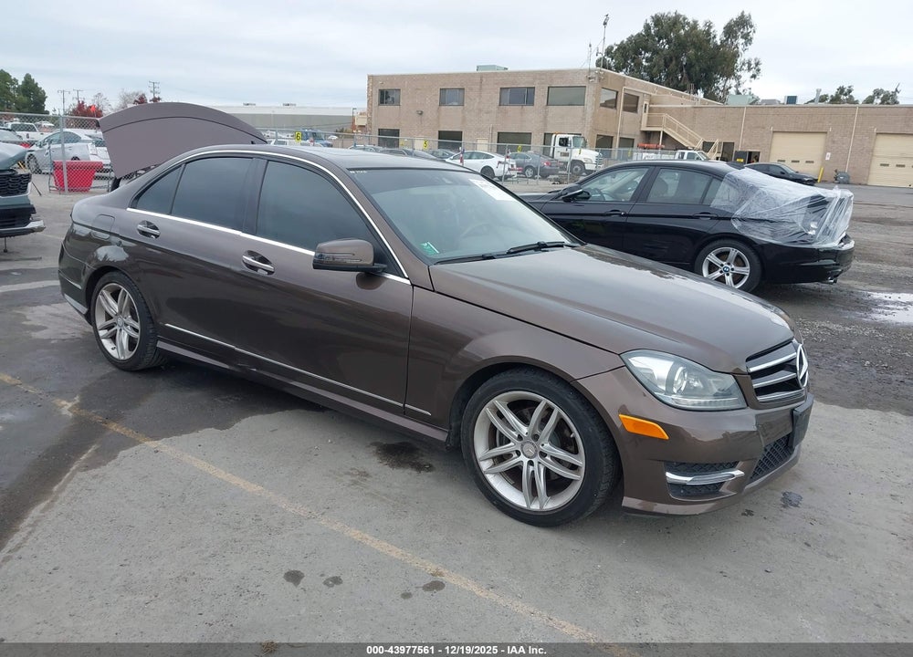 2014 MERCEDES-BENZ C-CLASS C 250 SPORT VIN: WDDGF4HB6EA950381