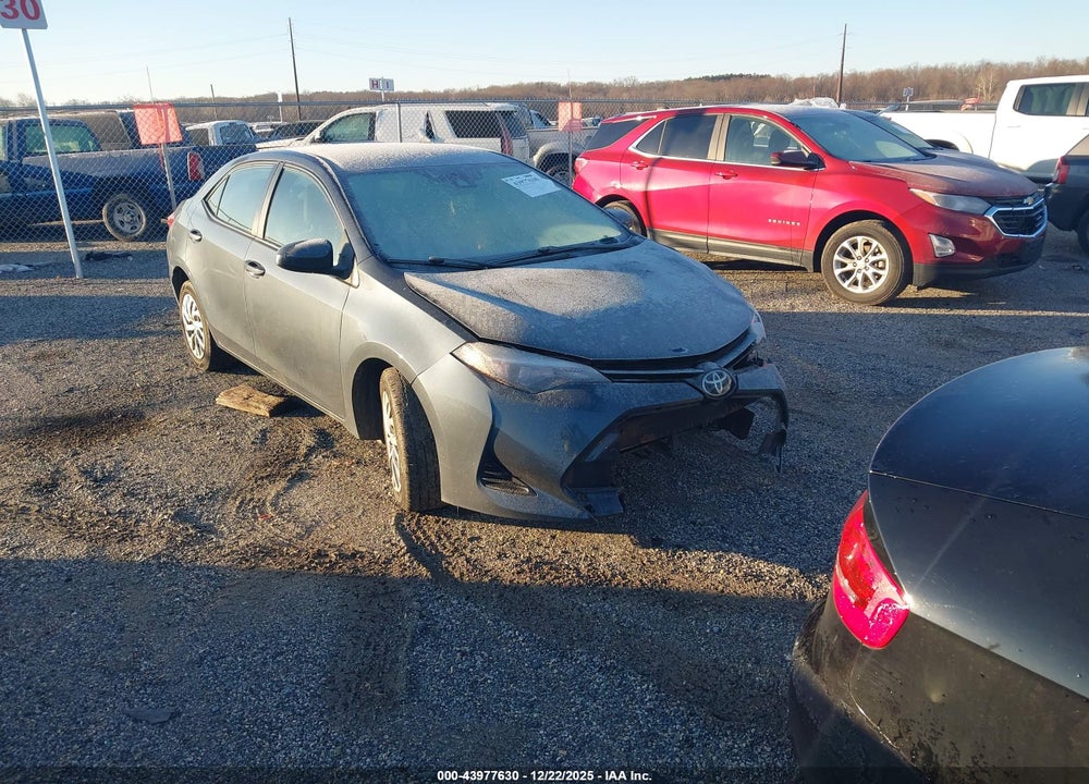 2017 TOYOTA COROLLA LE VIN: 2T1BURHE8HC828185