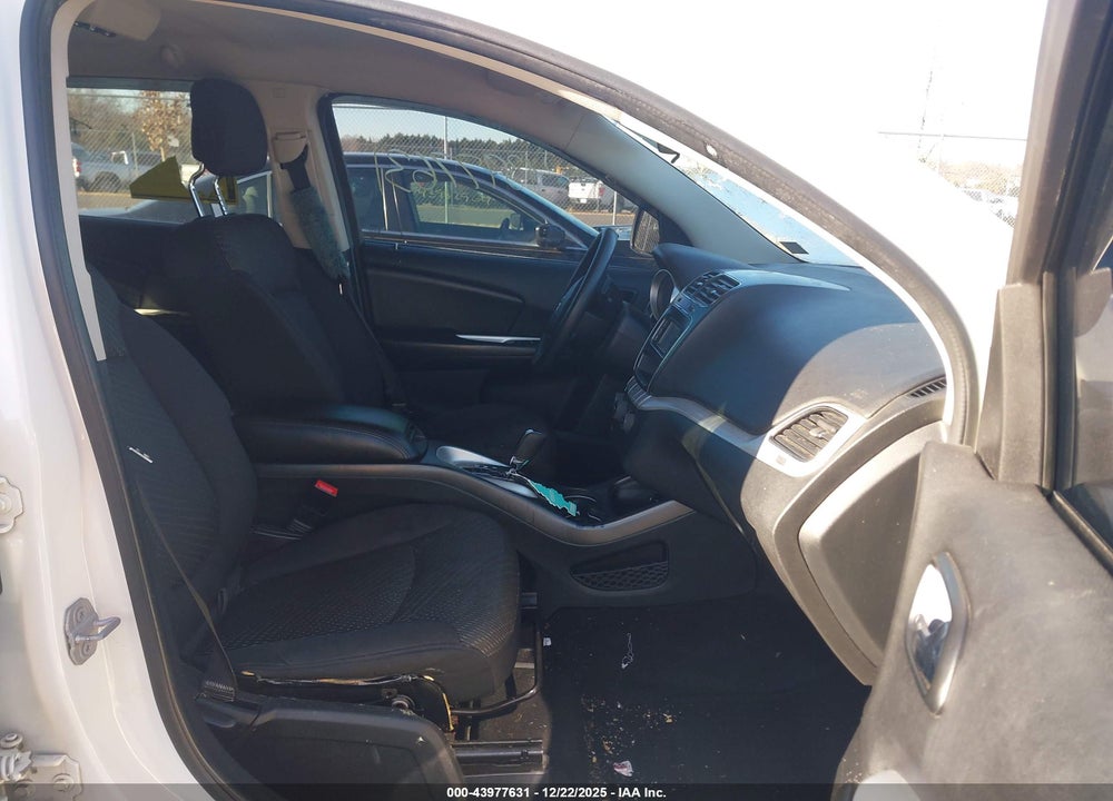 2014 DODGE JOURNEY SXT VIN: 3C4PDDBG3ET127937