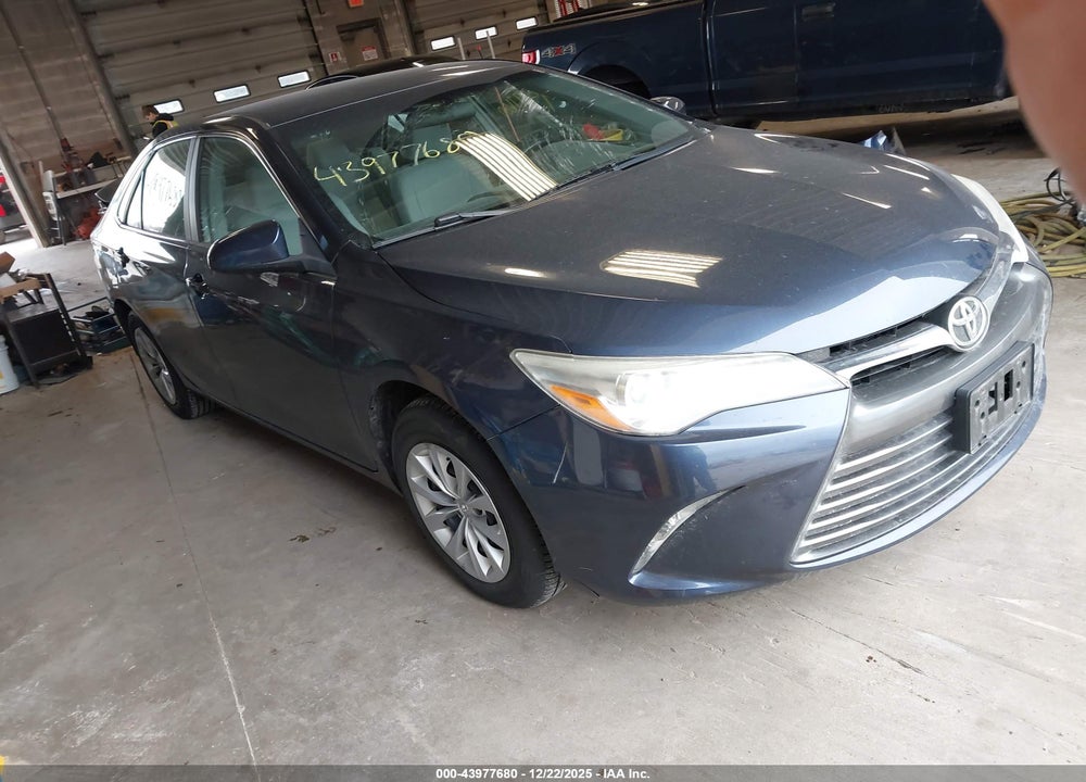 2017 TOYOTA CAMRY LE VIN: 4T1BF1FK5HU728936