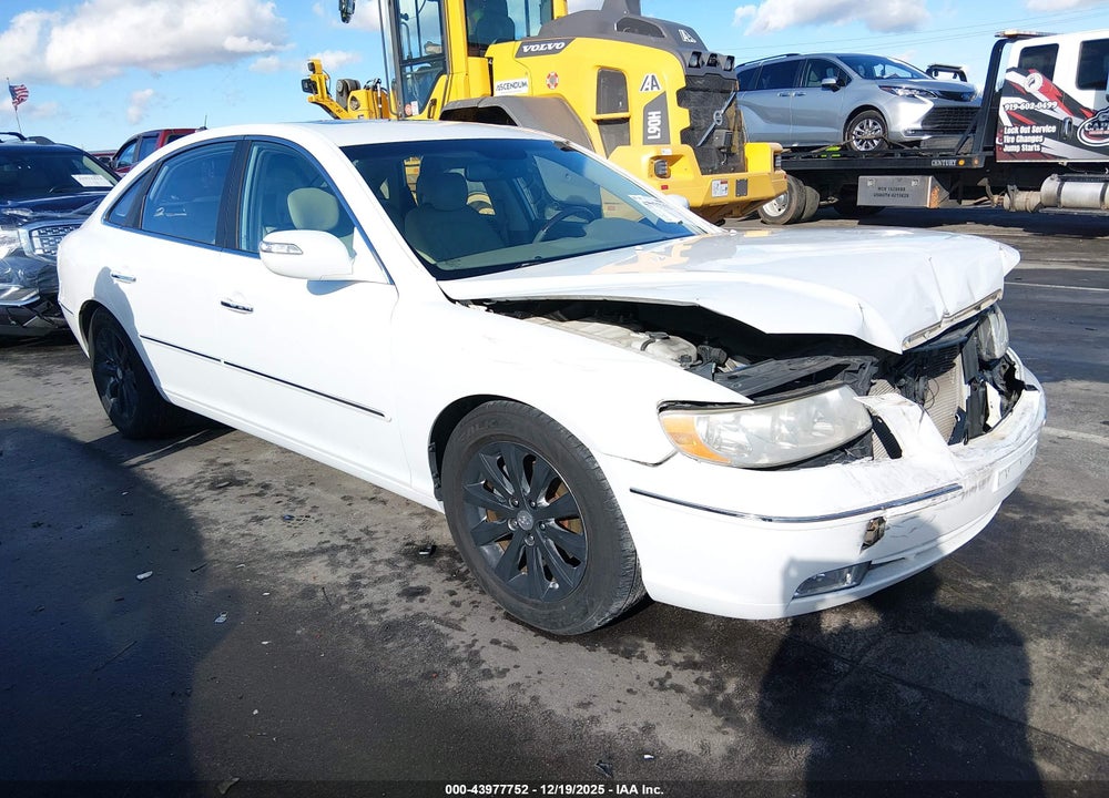 2009 HYUNDAI AZERA LIMITED VIN: KMHFC46F79A380574